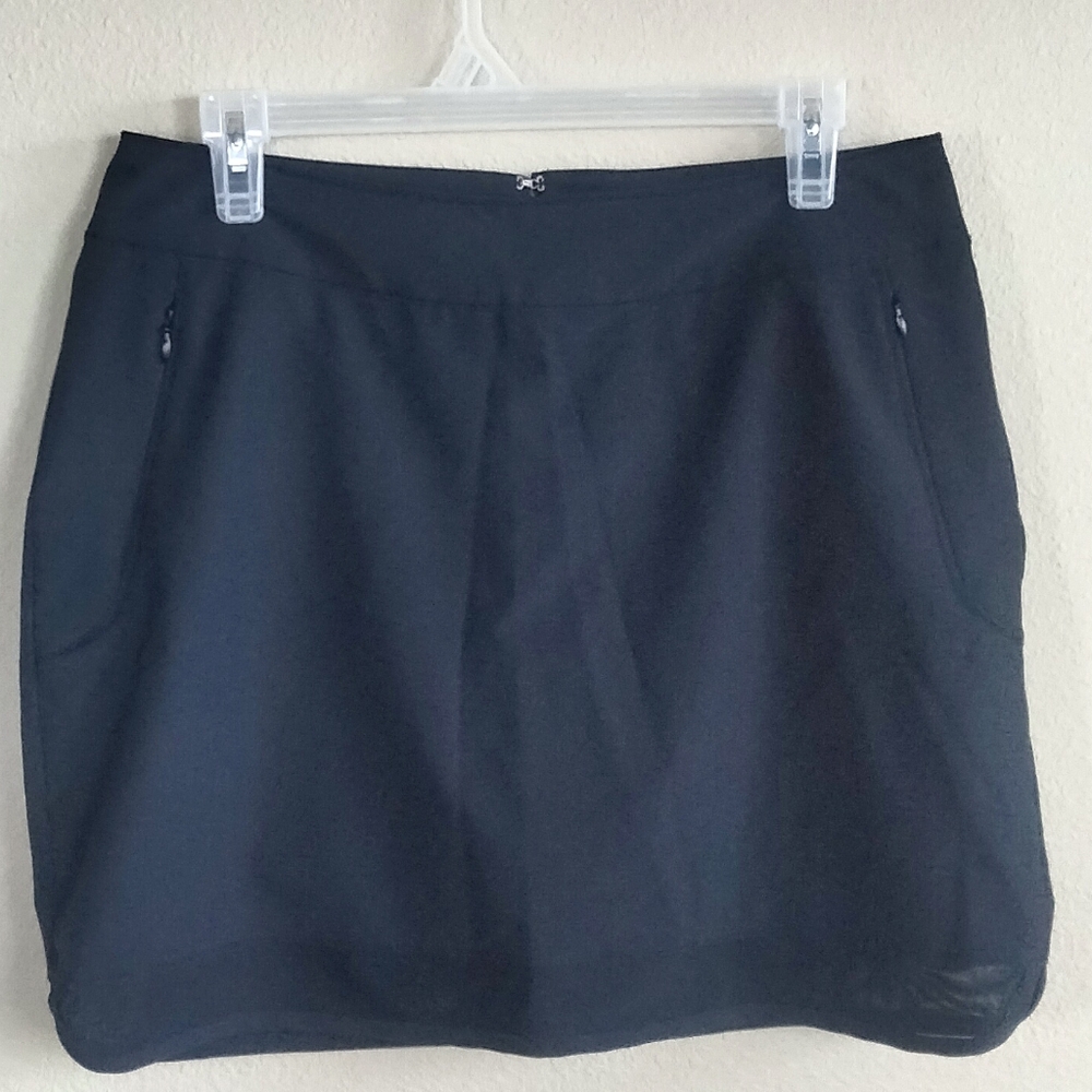 Antigua Black Women's Desert Dry Xtra-Lite Athletic Skirt With Built In Shorts
